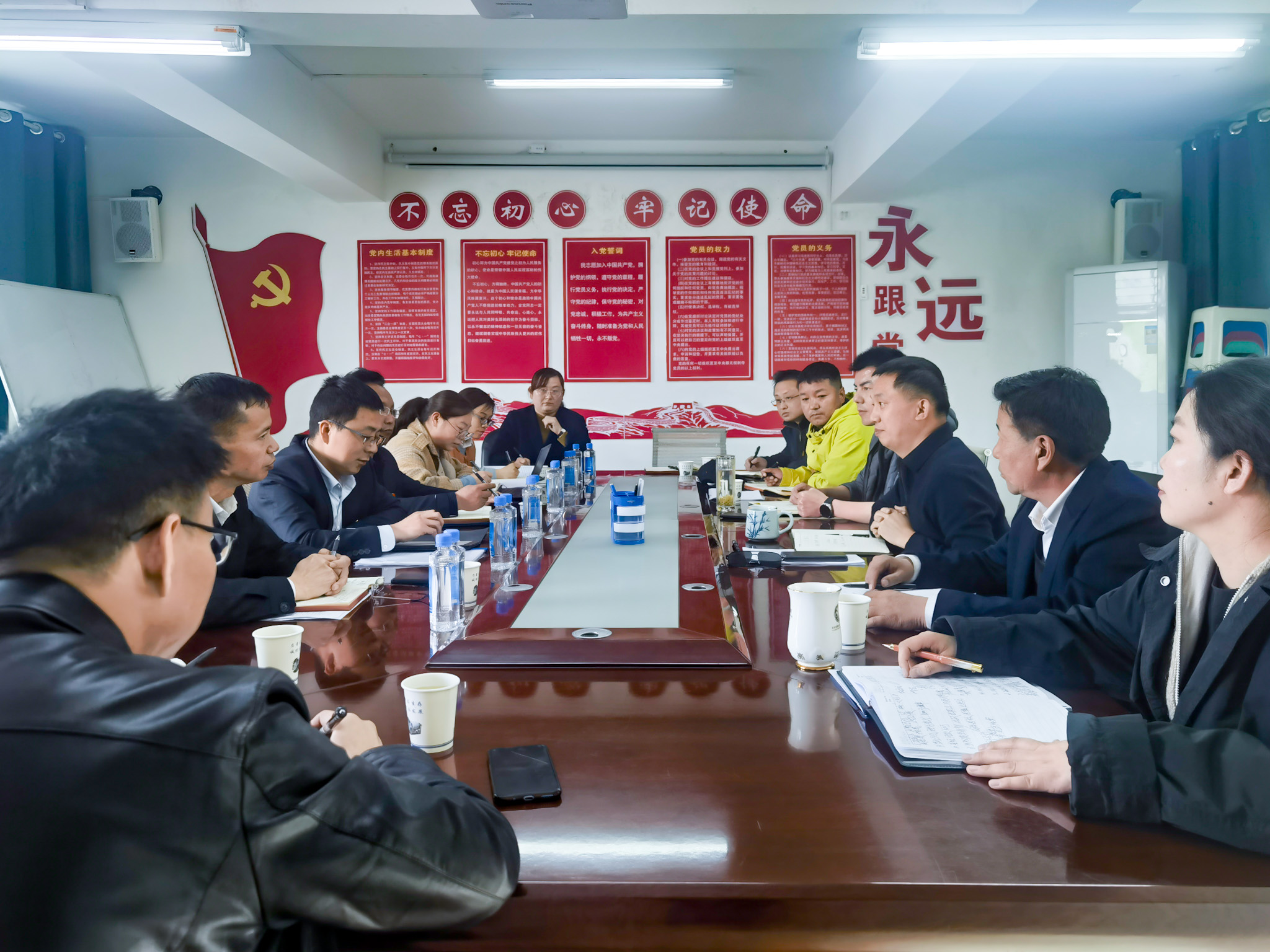 096381926257944776217570665 张宝贵代总经理在高争科技、高争建设公司调研2 2.jpg